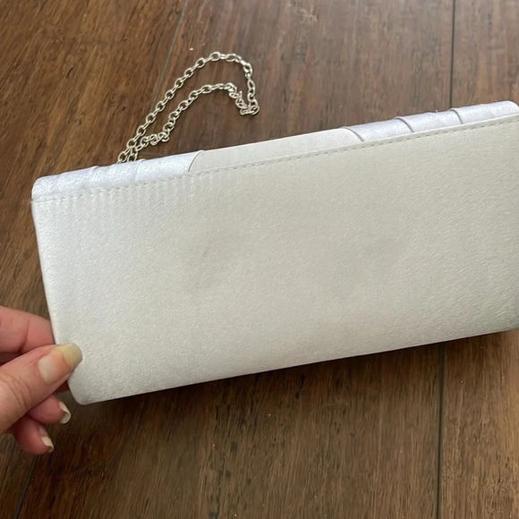 Sol Silver Clutch Purse Bag Chain Snap Closure Dress Wedding Party pocket EUC - Picture 4 of 6